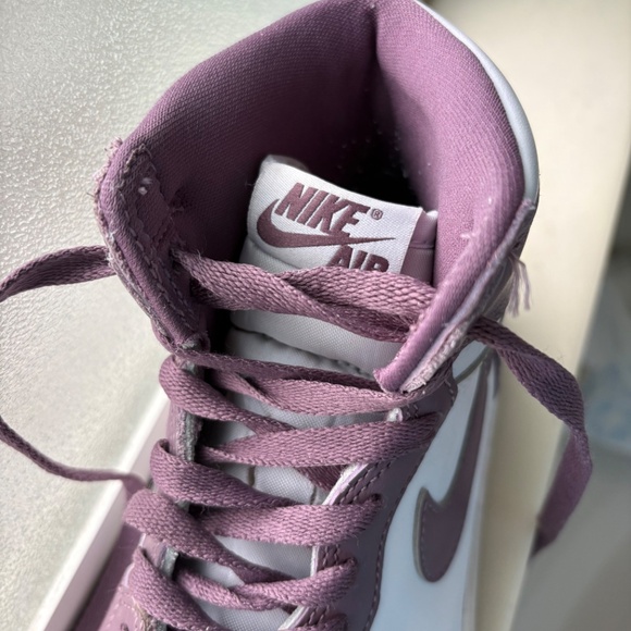 Purple jordan’s - Picture 2 of 8